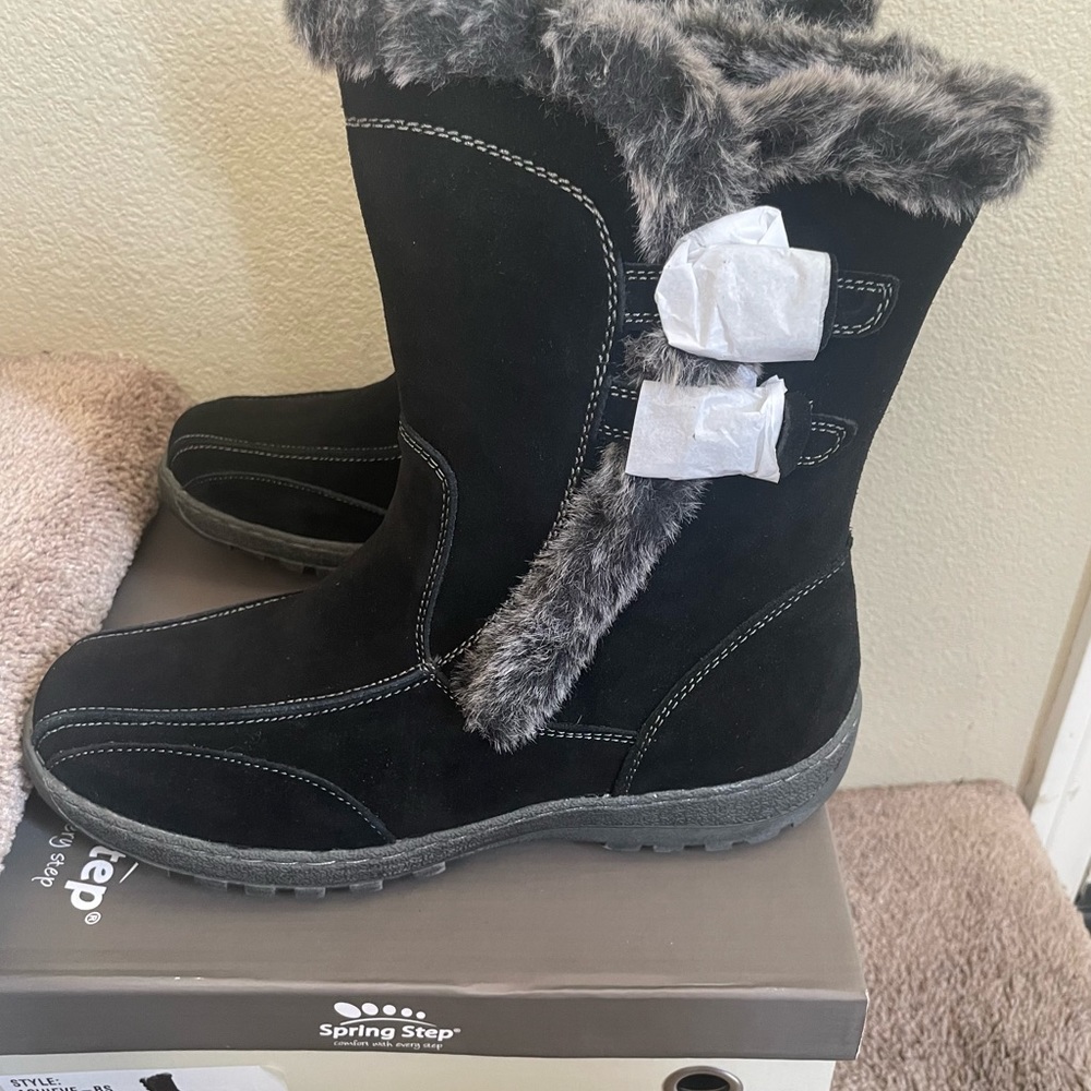 Brand New with tags Spring Step boots